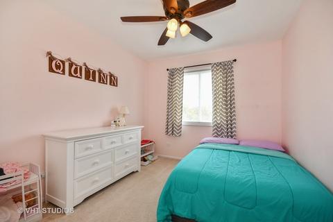 2946 Diane Dr, Aurora, IL 60504 photo 13