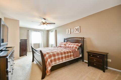 2946 Diane Dr, Aurora, IL 60504 photo 11