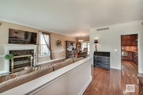 2136 Hammel Ave, Aurora, IL 60504 photo 9