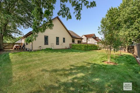 2136 Hammel Ave, Aurora, IL 60504 photo 22