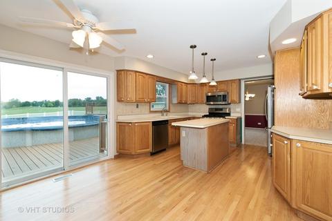 1177 Buttercup Ln, Bartlett, IL 60103 photo 4