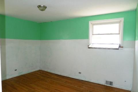 4021 Ruby St, Schiller Park, IL 60176 photo 4