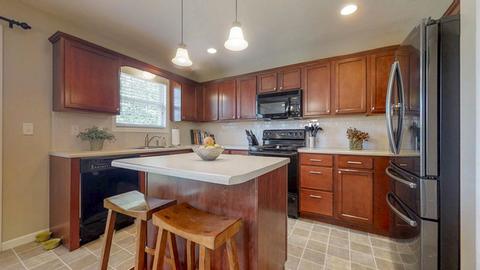 312 Windstone Dr, Tolono, IL 61880 photo 7