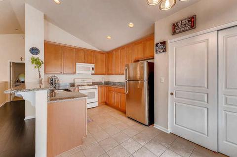 2466 Emily Ln, Elgin, IL 60124 photo 5