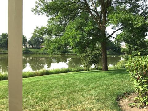 1604 Warwick Ct #B1, Wheeling, IL 60090 photo 22