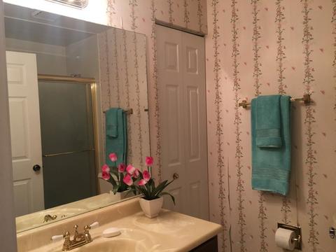 1604 Warwick Ct #B1, Wheeling, IL 60090 photo 17
