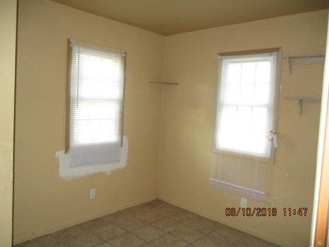 242 N 8th Ave, Kankakee, IL 60901 photo 8