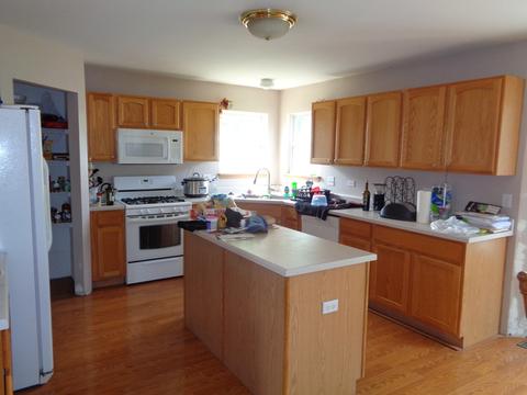 2033 Sumner Ct, Plainfield, IL 60586 photo 4