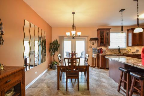 2003 Carrier Cir, Plainfield, IL 60586 photo 10