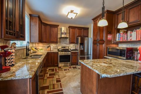 2003 Carrier Cir, Plainfield, IL 60586 photo 16