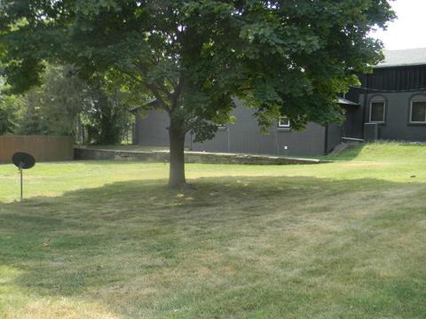 1022 Monks Ave, Peru, IL 61354 photo 9