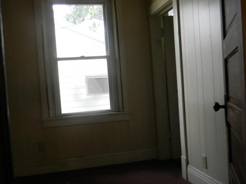 1022 Monks Ave, Peru, IL 61354 photo 5