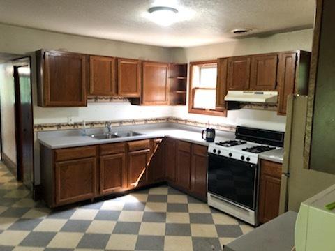 307 E 4th St, Rock Falls, IL 61071 photo 2