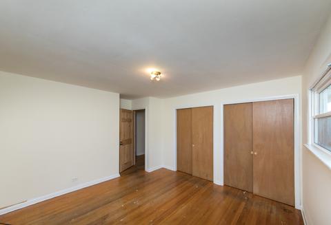 2080 Westview Dr, Des Plaines, IL 60018 photo 14