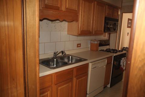 17954 School St, Lansing, IL 60438 photo 9