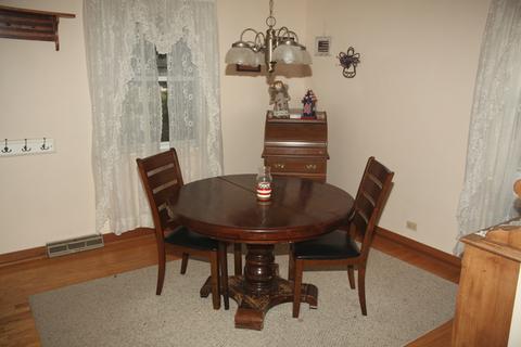 17954 School St, Lansing, IL 60438 photo 3