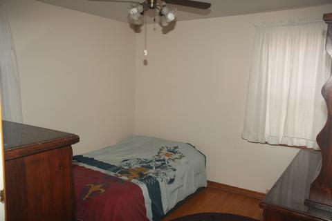 17954 School St, Lansing, IL 60438 photo 5