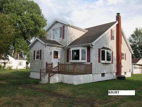 966 E 4000s Rd, Kankakee, IL 60901 photo 1