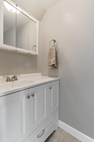 1727 Sessions Walk, Hoffman Estates, IL 60169 photo 10
