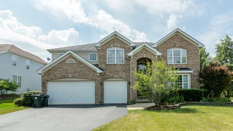 5801 Providence Dr, Hoffman Estates, IL 60192 photo 2