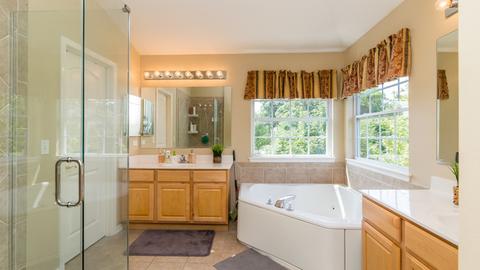 5801 Providence Dr, Hoffman Estates, IL 60192 photo 32