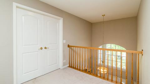 5801 Providence Dr, Hoffman Estates, IL 60192 photo 27