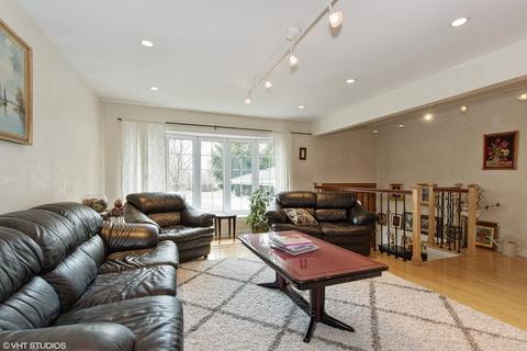 1070 Prospect Ln, Des Plaines, IL 60018 photo 2