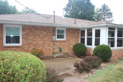 1027 Normal St, Henry, IL 61537 photo 6