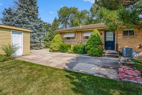 219 W Walnut Ave, Des Plaines, IL 60016 photo 18