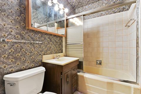 219 W Walnut Ave, Des Plaines, IL 60016 photo 12