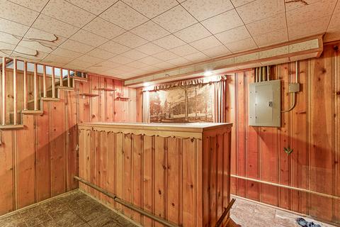 219 W Walnut Ave, Des Plaines, IL 60016 photo 14