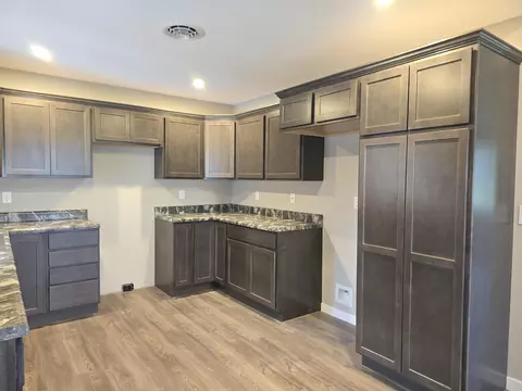 Kitchen - 1005 Augusta Rd, Carthage, IL 62321 photo 1 of 3