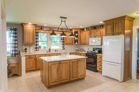 Kitchen - 720 N 2400th Ave, Ursa, IL 62376 photo 1 of 3