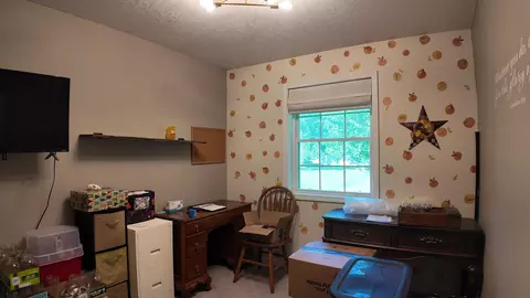 Undisclosed, Augusta, IL 62311 photo 15