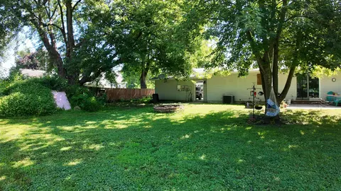 Undisclosed, Augusta, IL 62311 photo 19