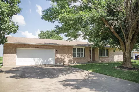 207 Ash St, Ursa, IL 62376 photo 1