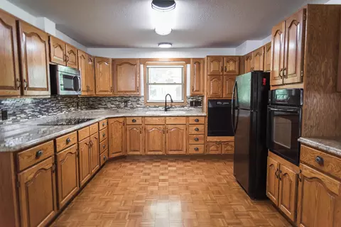207 Ash St, Ursa, IL 62376 photo 4