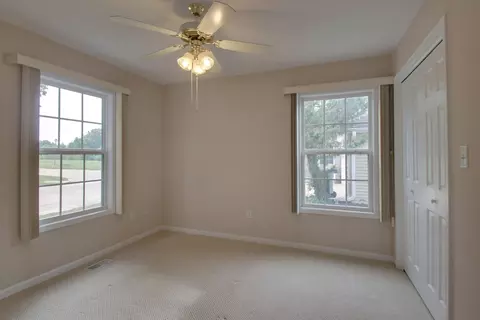Bedroom - 3930 Pine Tree Rd, Quincy, IL 62301 photo 2 of 6