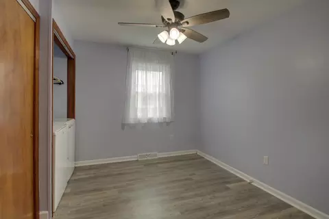 Bedroom - 3930 Pine Tree Rd, Quincy, IL 62301 photo 5 of 6