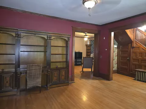 Living - 800 Main St, Carthage, IL 62321 photo 4 of 4