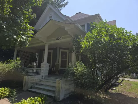Exterior - 800 Main St, Carthage, IL 62321 photo 4 of 9