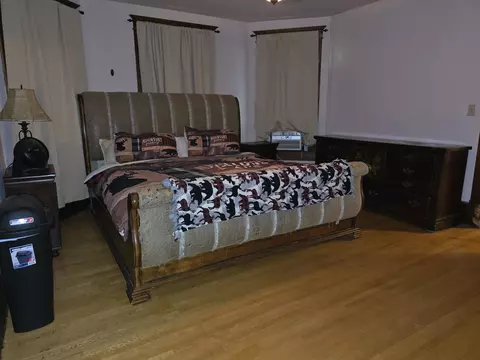 Bedroom - 800 Main St, Carthage, IL 62321 photo 6 of 7