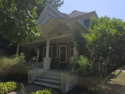 Exterior - 800 Main St, Carthage, IL 62321 photo 3 of 9