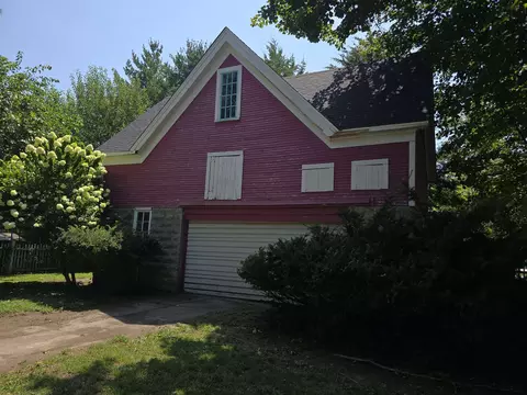 Exterior - 800 Main St, Carthage, IL 62321 photo 8 of 9