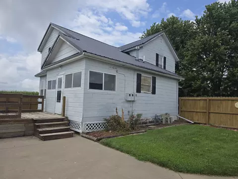 Other - 57 W Main St, Carthage, IL 62321 photo 5 of 8