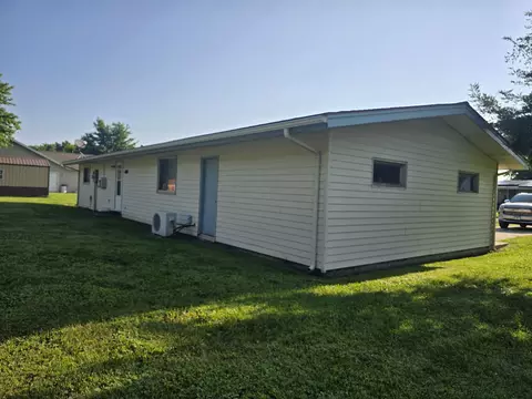 Other - 319 Rogers Rd, Carthage, IL 62321 photo 3 of 3