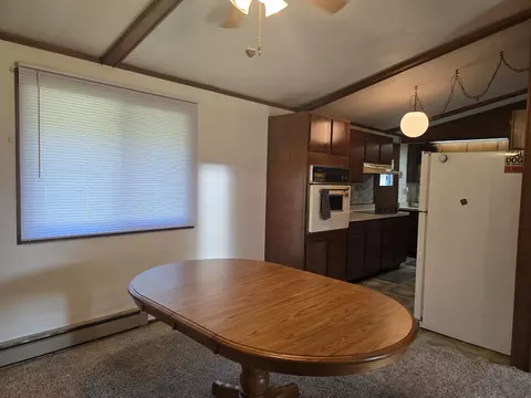 Dining - 319 Rogers Rd, Carthage, IL 62321 photo 1 of 1