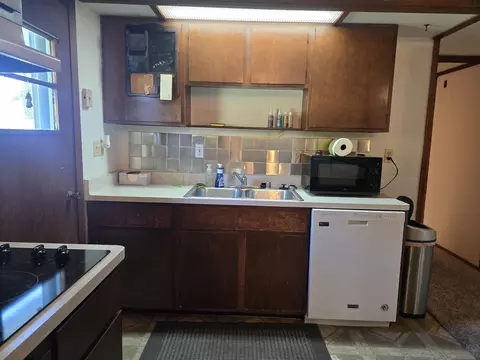 Kitchen - 319 Rogers Rd, Carthage, IL 62321 photo 3 of 4