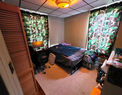 Bedroom - 227 E Bennett St, Salem, IL 62881 photo 3 of 7