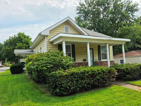 Other - 227 E Bennett St, Salem, IL 62881 photo 6 of 7